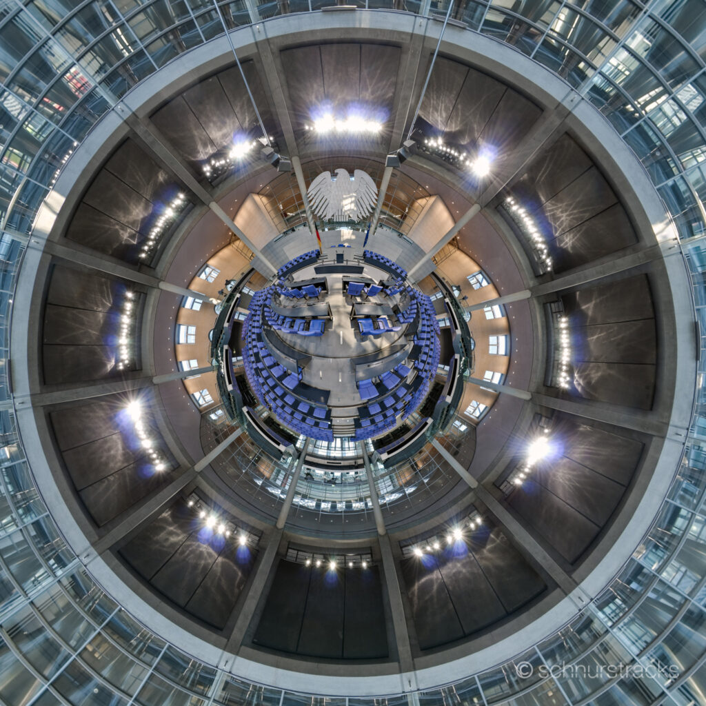 Little Planet 360°x180°-Panorama vom leeren Plenarsaal des Deutschen Bundestages im Reichstagsgebäude