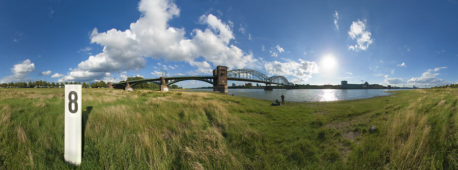 Südbrücke 8