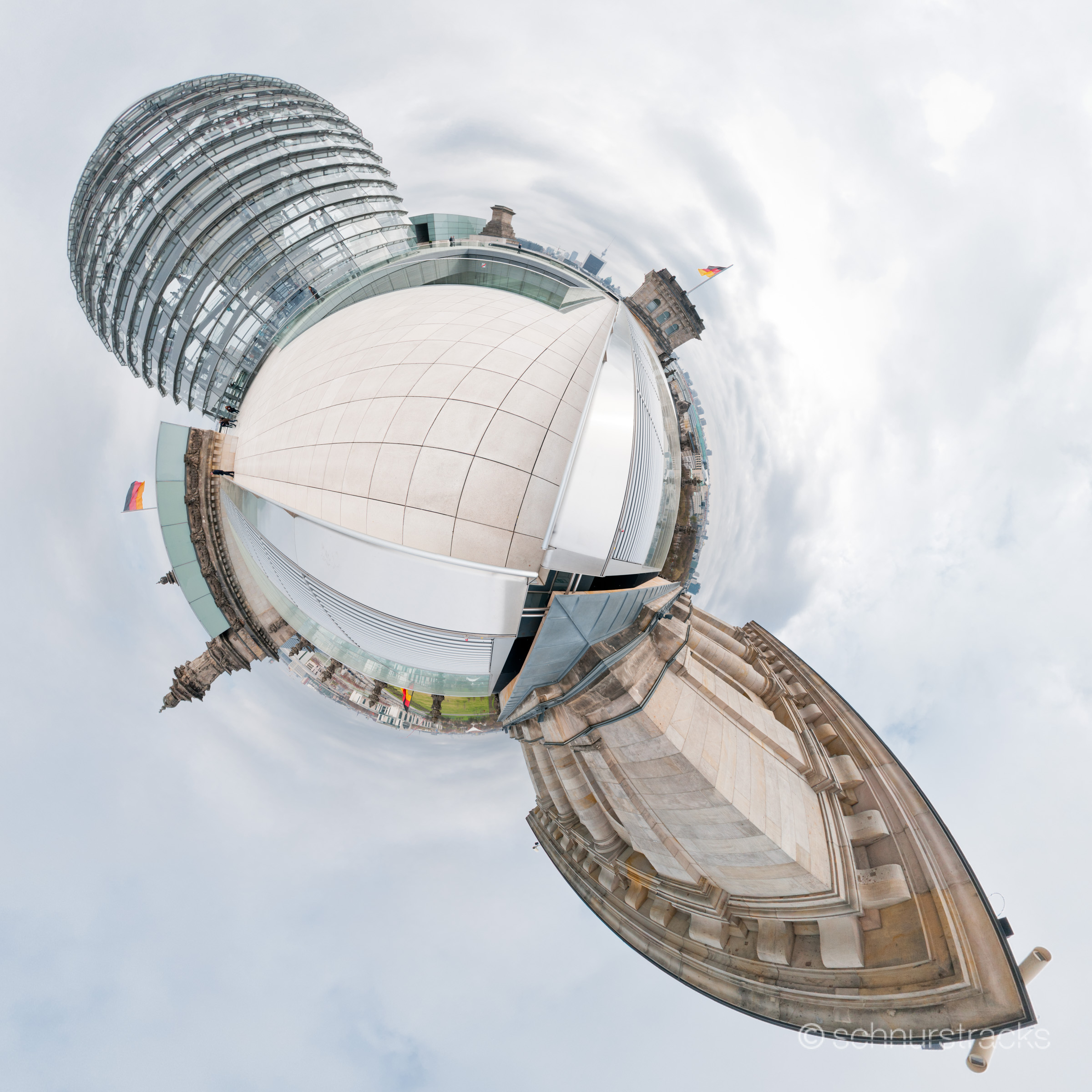 Kleiner Planet eines 360°x180°-Panoramas von der Dachterrasse auf dem Reichstagsgebäude | #100409-9282-2
