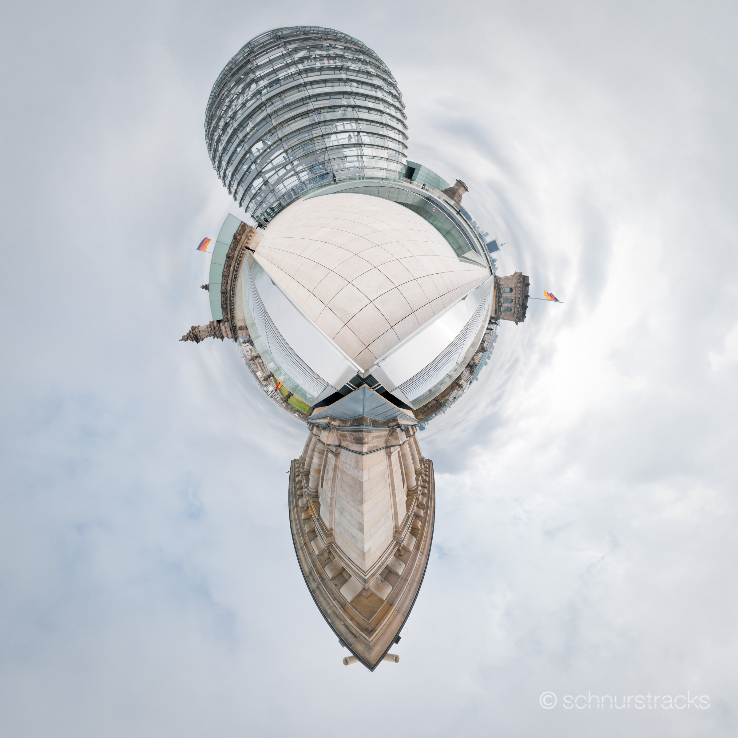 Kleiner Planet eines 360°x180°-Panoramas von der Dachterrasse auf dem Reichstagsgebäude | #100409-9282-4