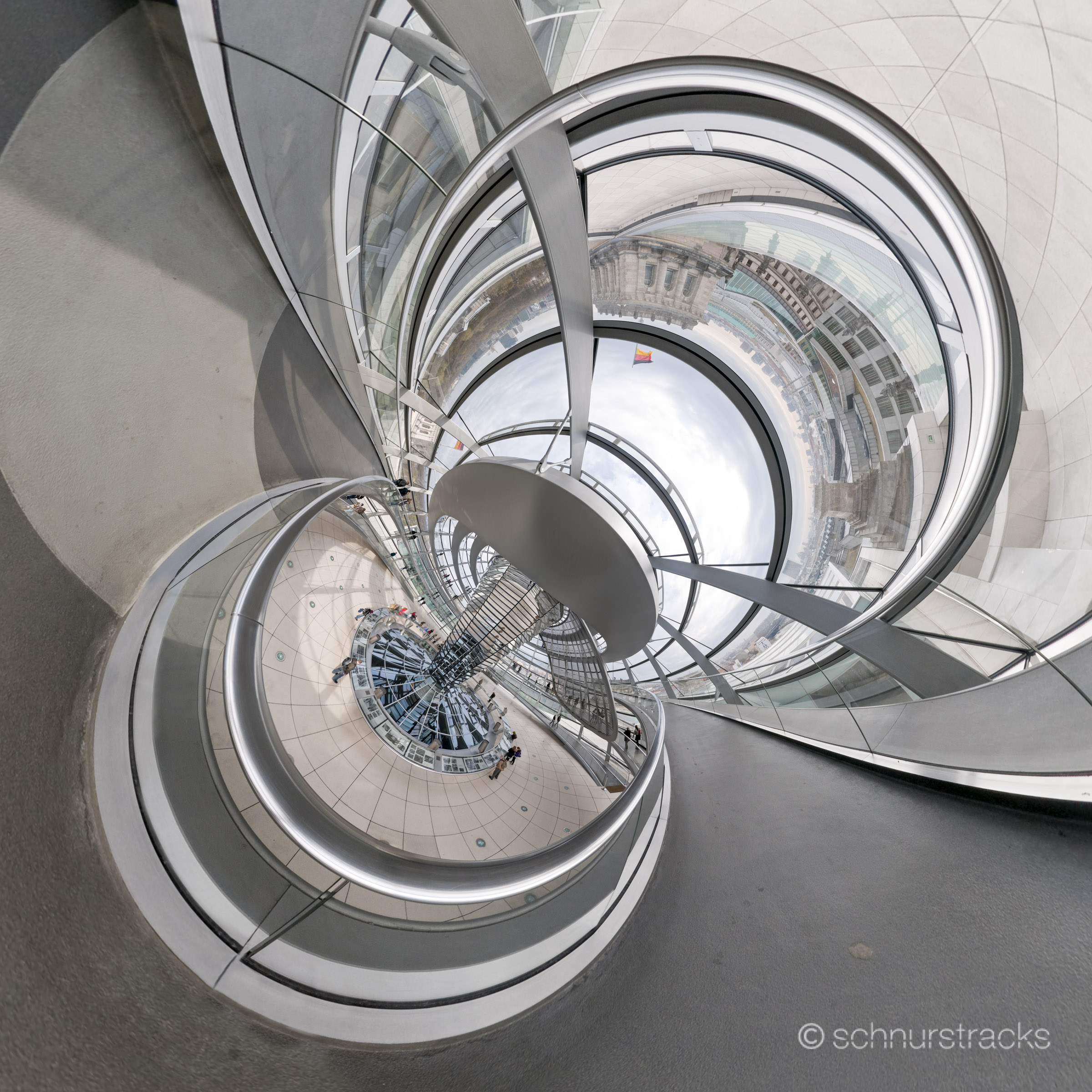 Little Planet in der Reichstagskuppel #100409-9031-5