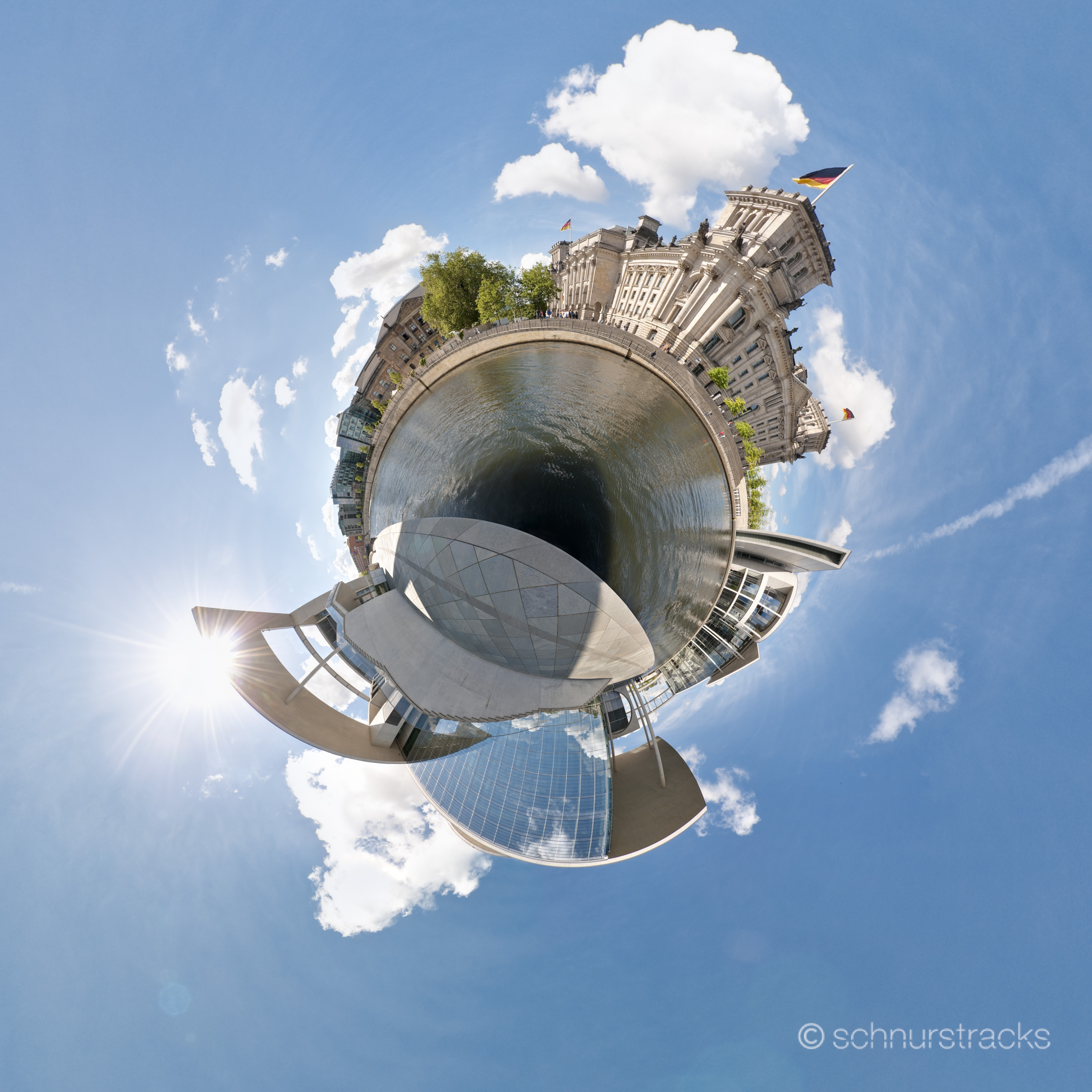 Little Planet 360°-Panorama der Liegenschaften des Deutschen Bundestages an der Spree, Blick vom Spreeufer am Marie-Elisabeth-Lüders-Haus,  Jakob-Kaiser-Haus, Reichstagsgebäude und auf das Paul-Löbe-Haus | #100707-1291-4