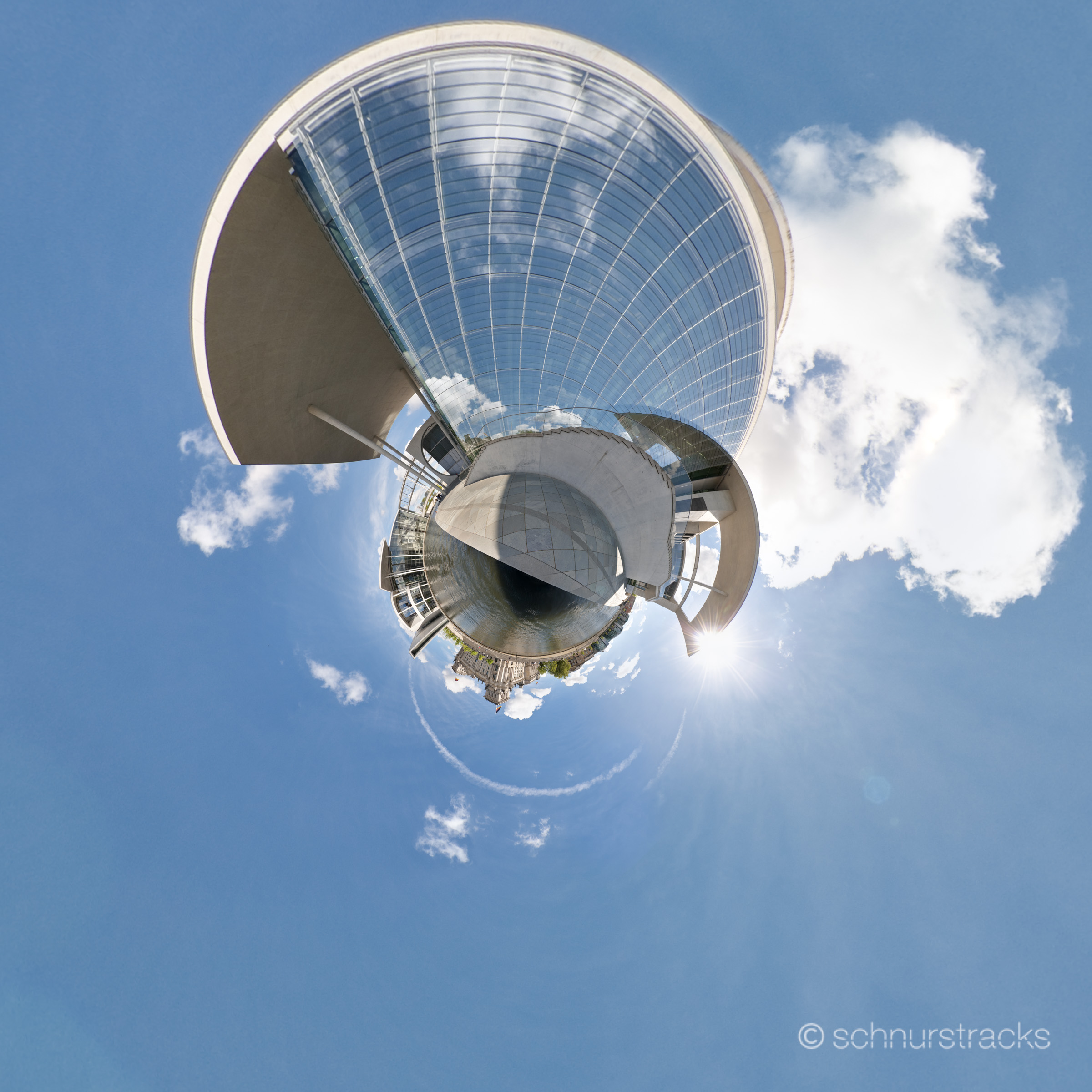 Little Planet 360°-Panorama der Liegenschaften des Deutschen Bundestages an der Spree, Blick vom Spreeufer am Marie-Elisabeth-Lüders-Haus,  Jakob-Kaiser-Haus, Reichstagsgebäude und auf das Paul-Löbe-Haus | #100707-1291-7