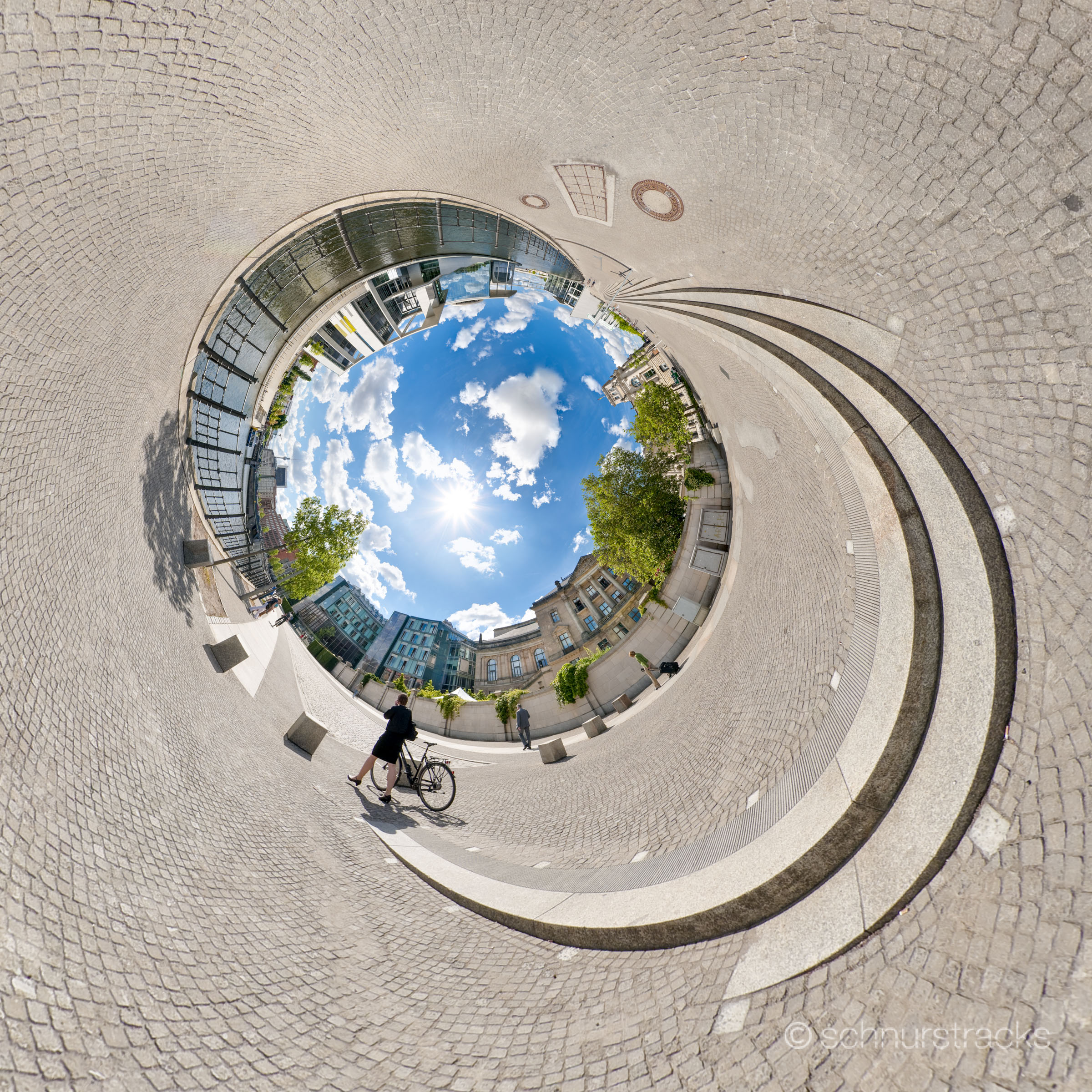 Little Planet 360°-Panorama der Liegenschaften des Deutschen Bundestages an der Spree, Blick vom Spreeufer am Jakob-Kaiser-Haus mit Blick auf das Marie-Elisabeth-Lüders-Haus, im Hintergrund das Reichstagsgebäude und das Paul-Löbe-Haus | #100707-1578-8